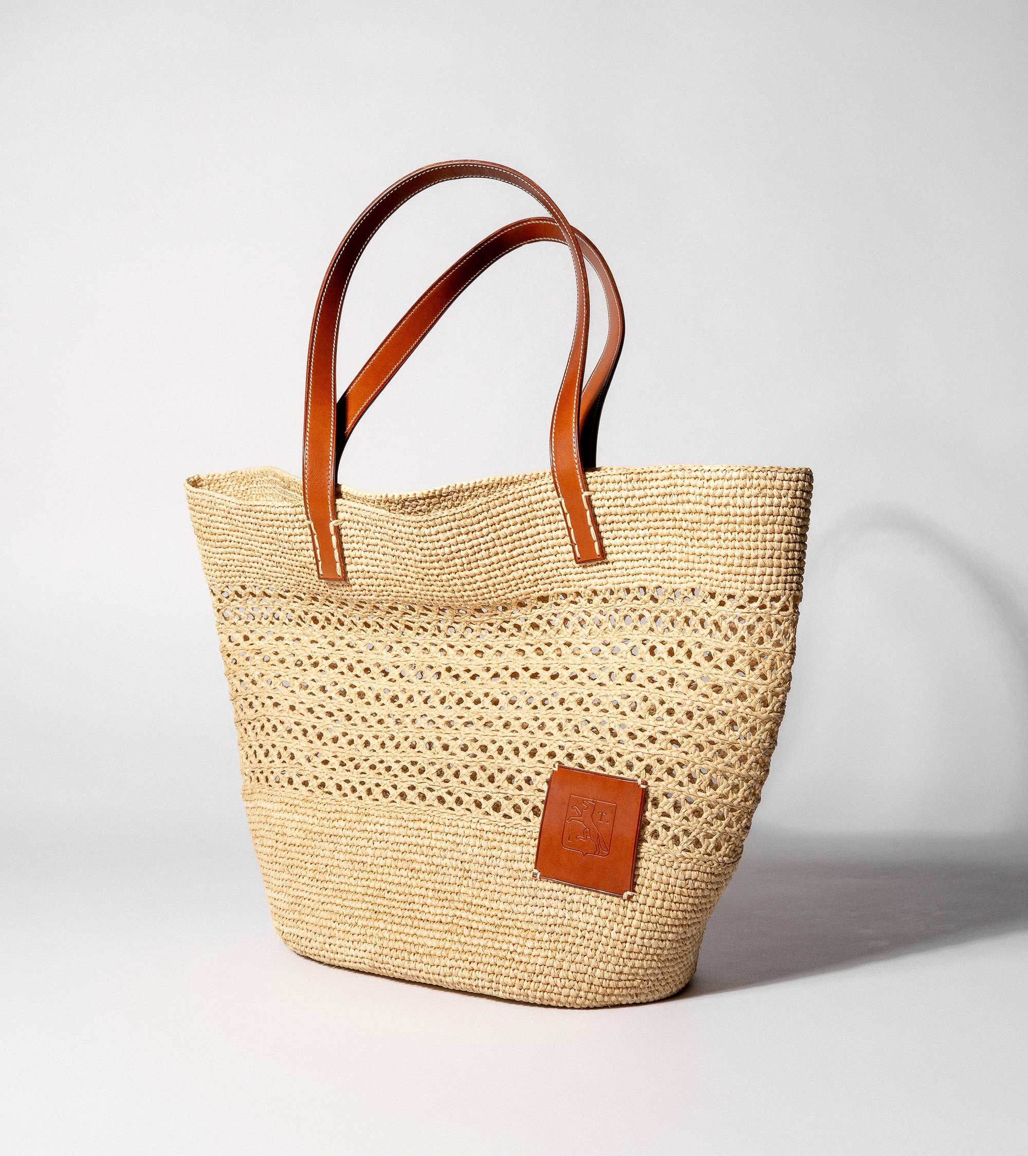 Le Nattier large tote bag in raffia and plant-based leather | Le Tanneur