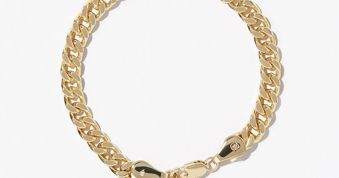 Delivery: | Ana Luisa