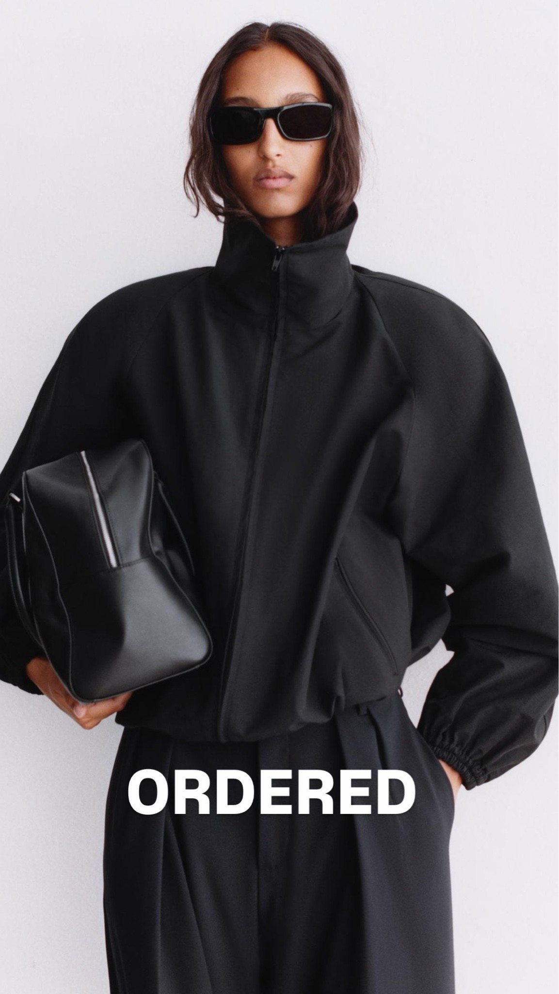 It has shoulder pads and it’s oversized and it’s perfect. I ordered a medium. Now I need those pants and that bag ￼￼

#LTKootd #LTKOver40