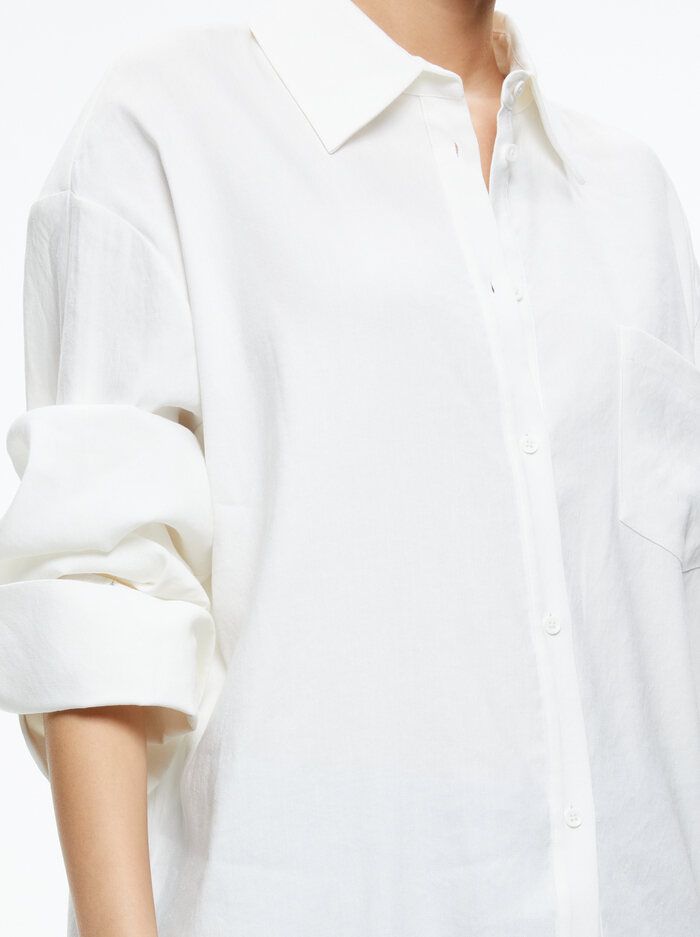 FINELY OVERSIZED LINEN BUTTON DOWN SHIRT | Alice + Olivia
