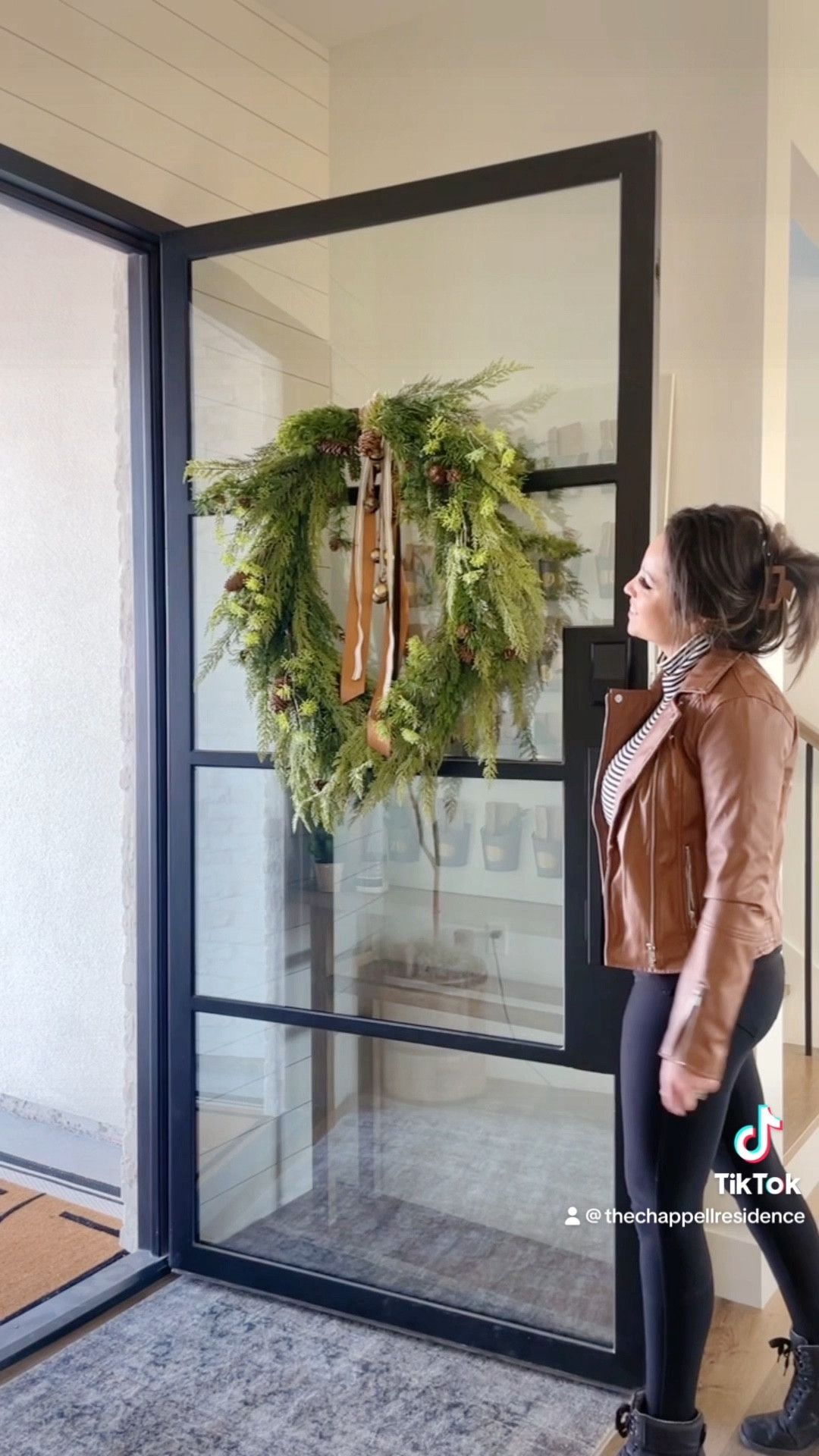 How to hang those big wreaths

#LTKSeasonal #LTKHoliday #LTKhome