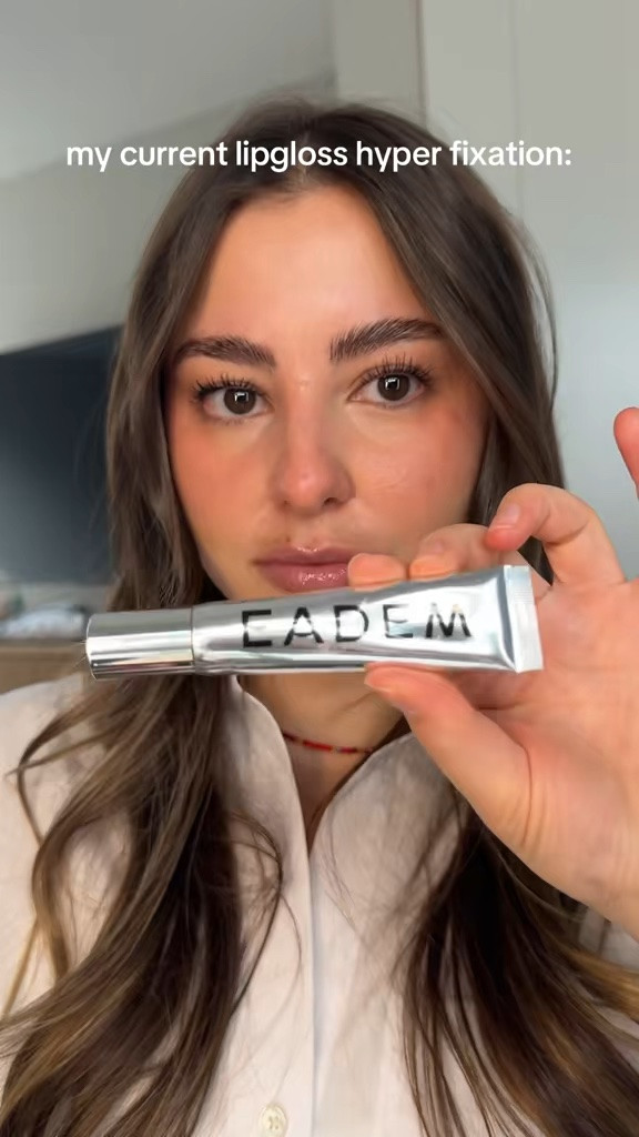 if you haven’t tried an Eadem Le Chou Chou lip balm you’re missing out!!! They’re SO good. 👄 #lipgloss #lipcombo #lipbalm

#LTKselfcare #LTKBeauty