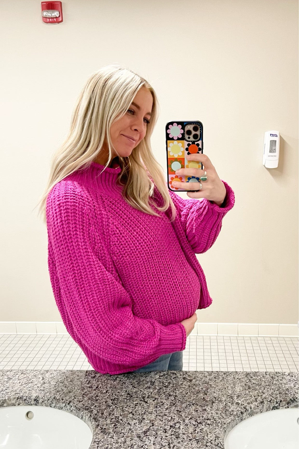 Two words: PINK. SWEATER. 💖

#LTKstyletip #LTKfit #LTKFind