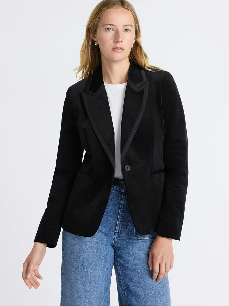Free Assembly Women's Single Breasted Velvet Blazer, Sizes XS-XXL | Walmart (US)