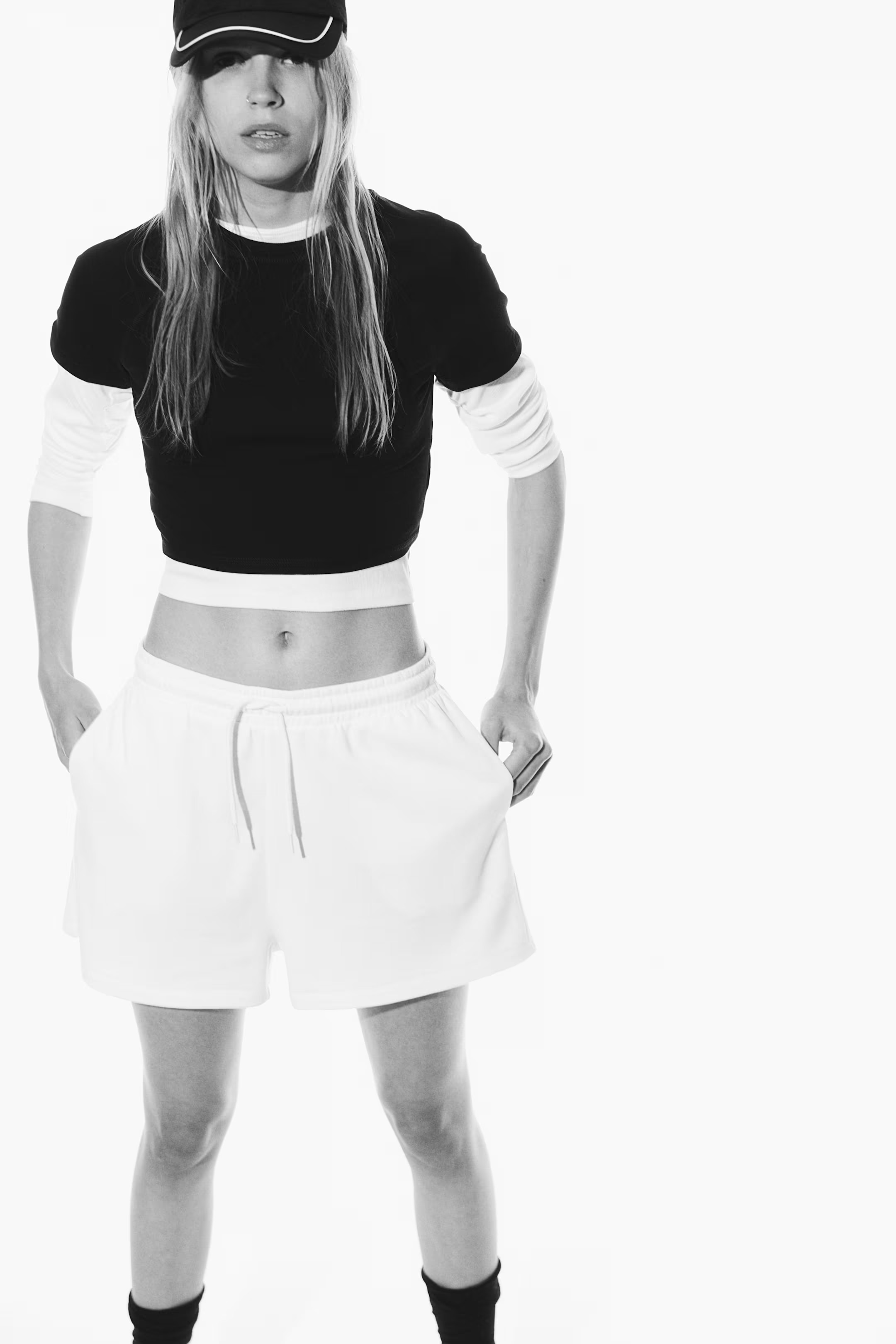 Short T-shirt - White - Ladies | H&M US | H&M (US + CA)