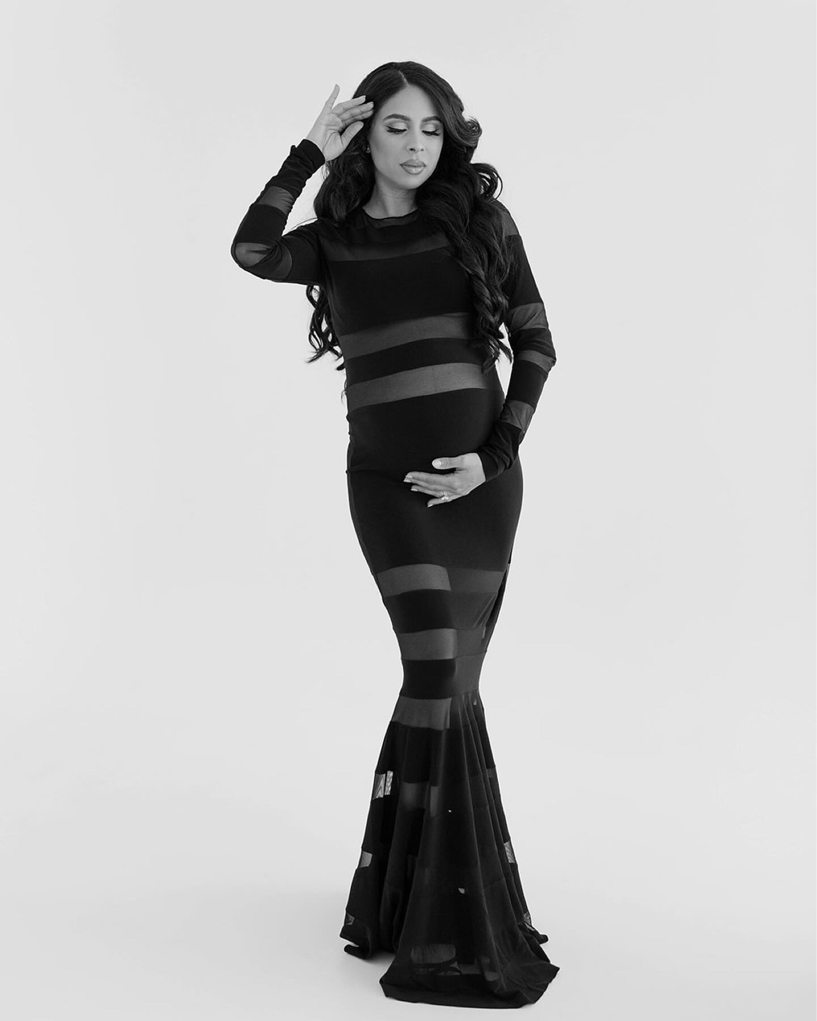 Maternity session ➖
#maternitydress #maternity #pregnant

#LTKbaby #LTKbump #LTKGala