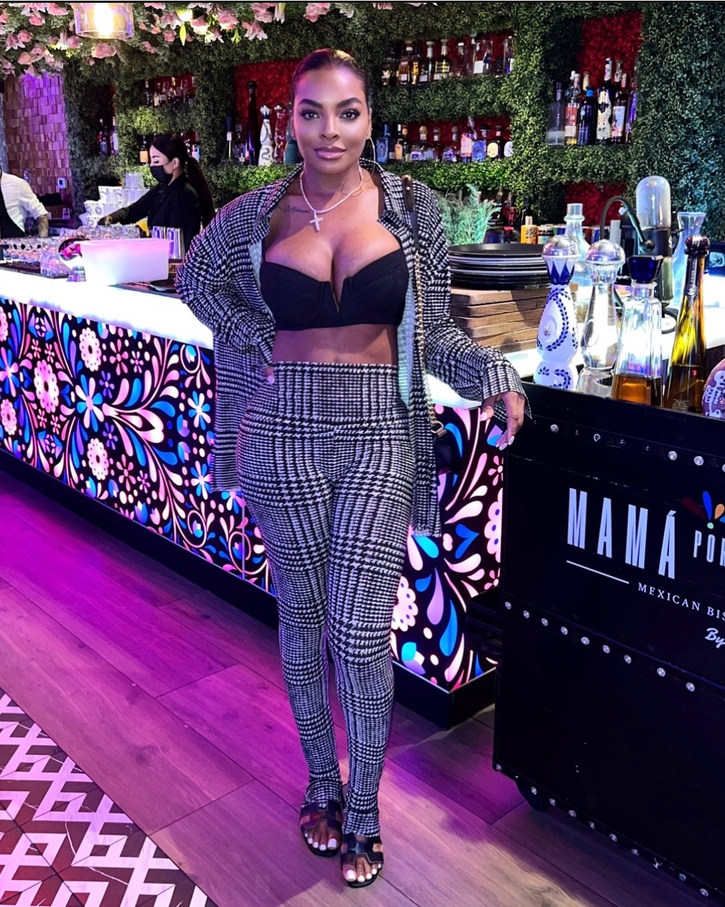 Pair this set together, separate, with slides or heels 🖤

#LTKTall #LTKootd