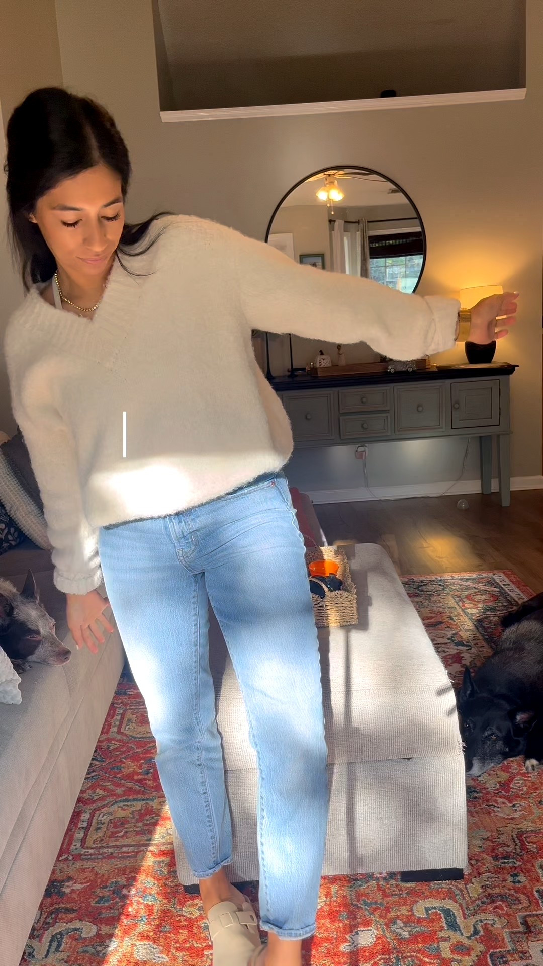 Size 6 in the jeans.
8.5 in the shoes

#LTKSaleAlert #LTKMidsize #LTKPetite