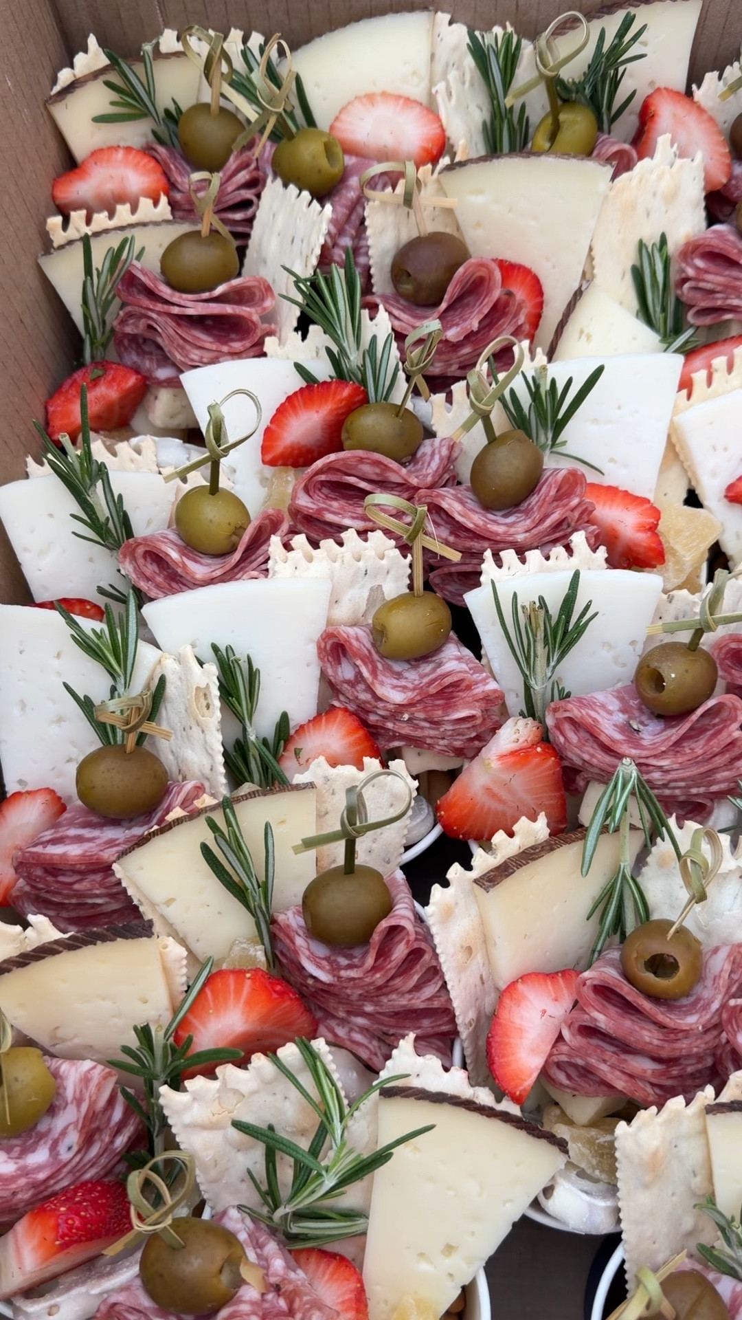 Charcuterie cups to make hosting easy!

Mini charcuterie cups, charcuterie board must haves 

#LTKSeasonal #LTKfoodie #LTKMothersDay