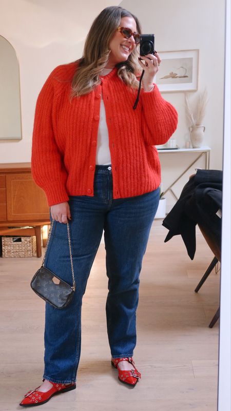♥️🥀🍓🍒💄♥️ RED OOTD — the perfect fall fit and also works for a casual holiday gathering, too! 

JEANS: size 33 Tall
SWEATER: size XXL, but would have also been fine in the XL bc it’s a bit oversized! I’m also linking some similar options!
SHOES: Ganni dupes! These are more affordable and comfy!

#LTKCyberWeek #LTKHoliday #LTKsalealert