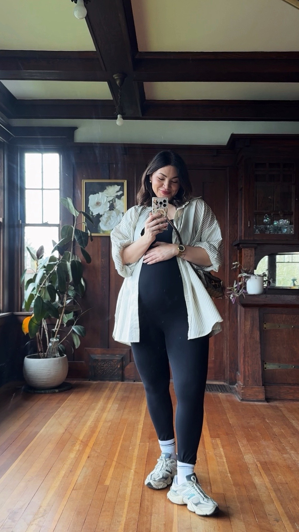 An easy weekend maternity fit❤️

Wearing an XL in the body suit!