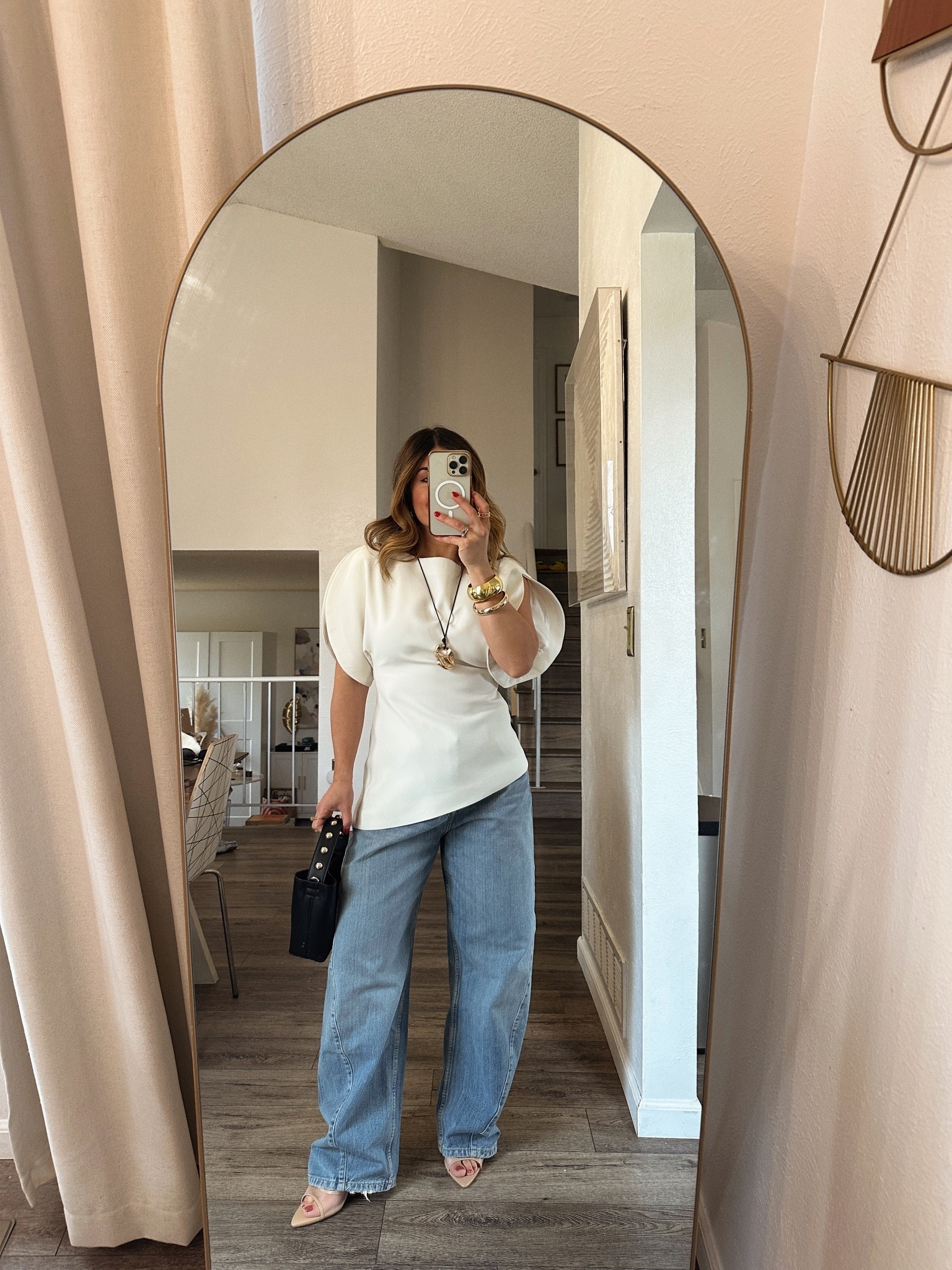 The most stunning white top via Zara! 
It runs tts, order your regular size! 
Top size xs
Jeans size 25

#LTKootd #LTKSeasonal #LTKTravel