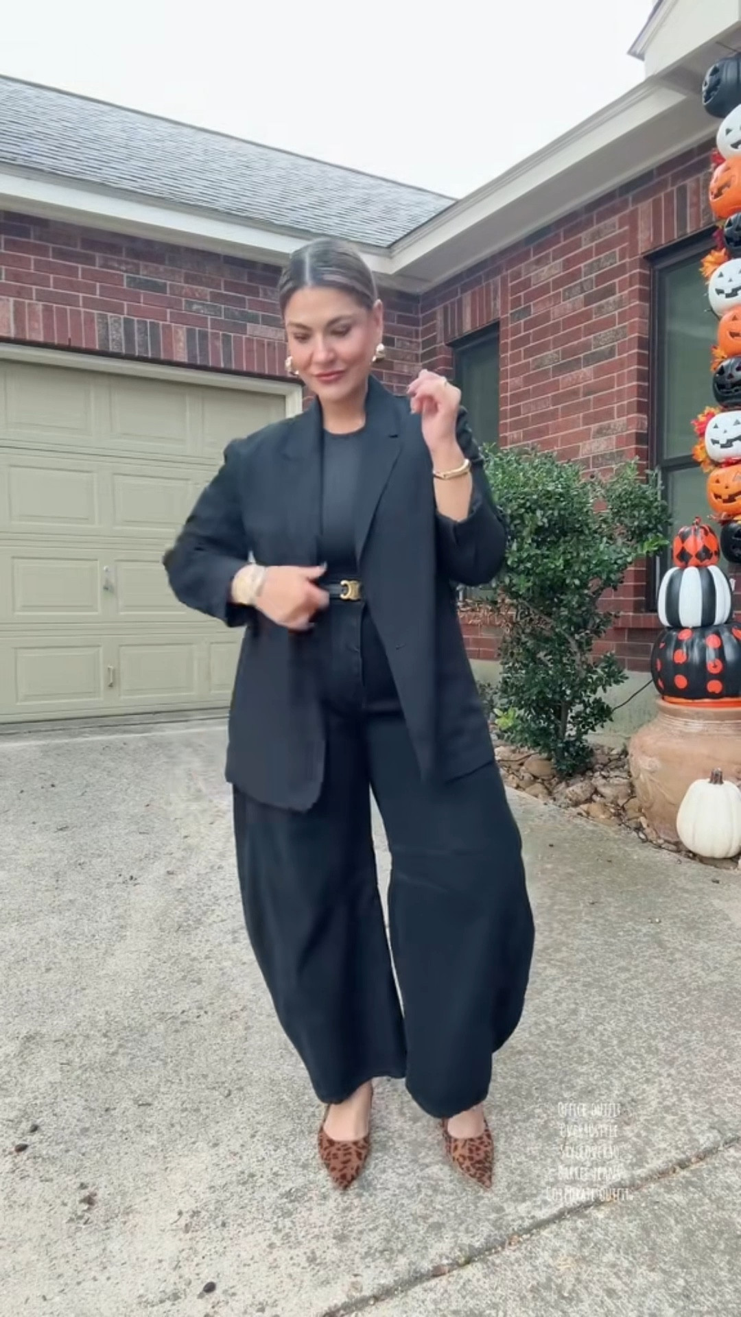 All-black everything for this spooky season 🖤 Sometimes you just go with what works — and black always delivers. Added a pop of leopard 🐆 and gold ✨ to keep it fun. Ready to take on Monday — let’s go girls! 💪 #OOTD #WorkwearStyle #SpookySeasonChic #LeopardLover #Over40Style #MondayMood

#LTKOver40 #LTKStyleTip #LTKMidsize