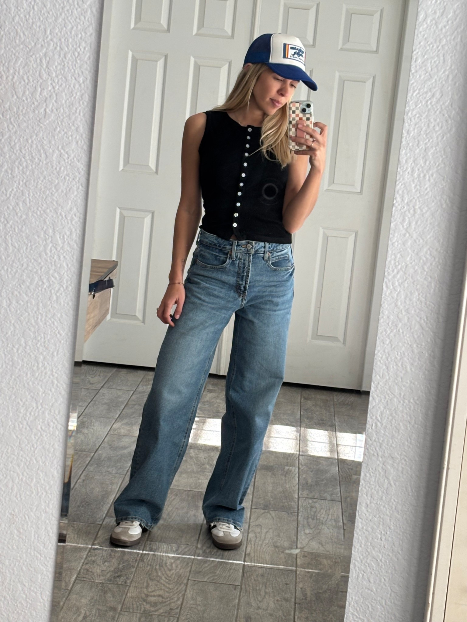 love these jeans 


#LTKootd #LTKgrwm #LTKmomlife