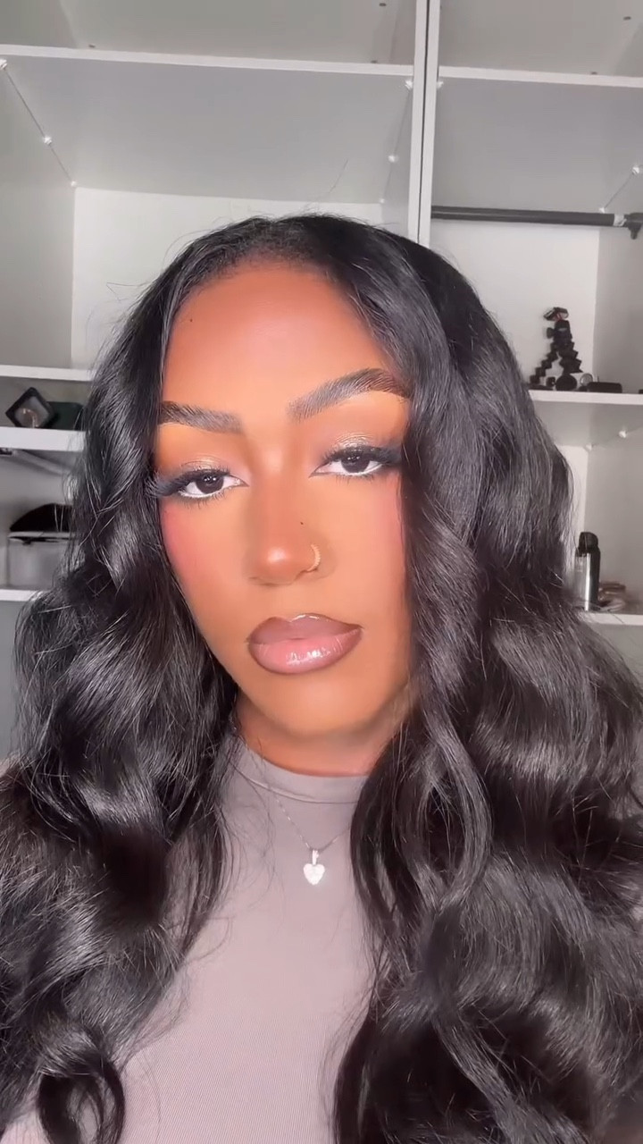 Clip ins are definitely my go to style on a ola silk press. These clip ins are linked in my showcase in my TikTok profile 💋❤️
I used one and a half pack for fullness & length.

#naturalhair #naturalhairstyles #clipinhairextensions #clipins
#clipinsforblackgirls #hairtutorial #hairinspo #explorepage #fyp