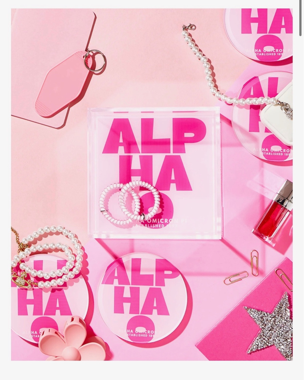 THE PERFECT GIFT FOR YOUR FUTURE LITTLE OR JUST PERFECT DECOR IN YOUR COLLEGE APARTMENT🌸💖💗🩷

#LTKGiftGuide