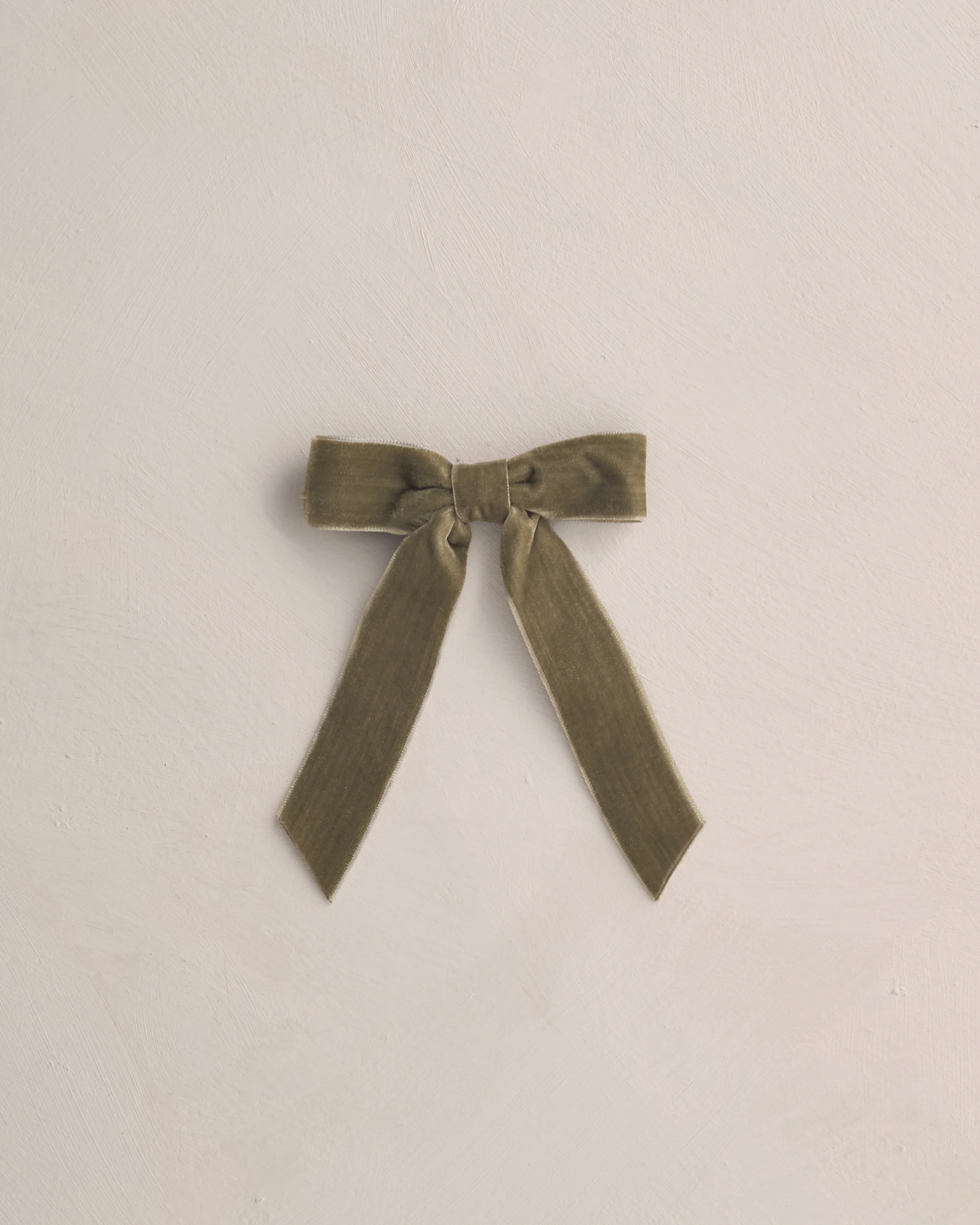 Velvet Bow | Pine | Rylee + Cru