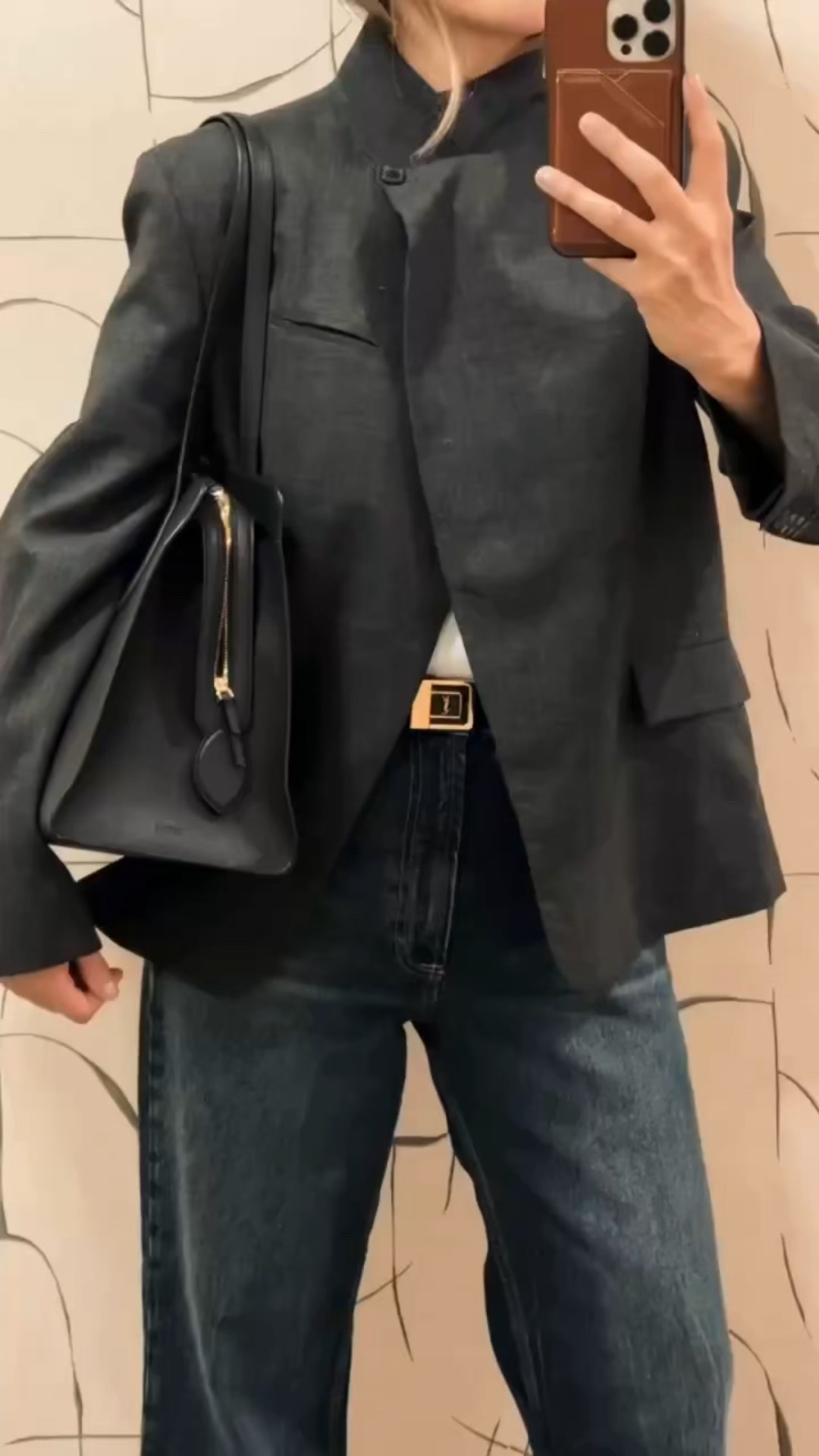 Fall outfit 
Zara blazer wearing a size medium 

#LTKSeasonal #LTKgrwm #LTKootd