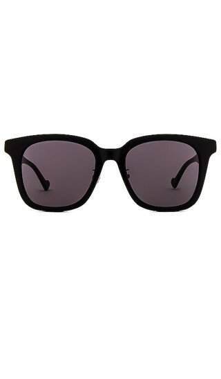 Gucci Generation Square Sunglasses in Black. | Revolve Clothing (Global)