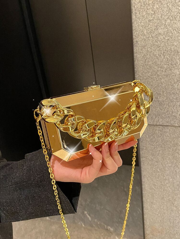 Mini Metallic Chain Box Bag
       
              
              CA$25.10        
    (100+)
    ... | SHEIN