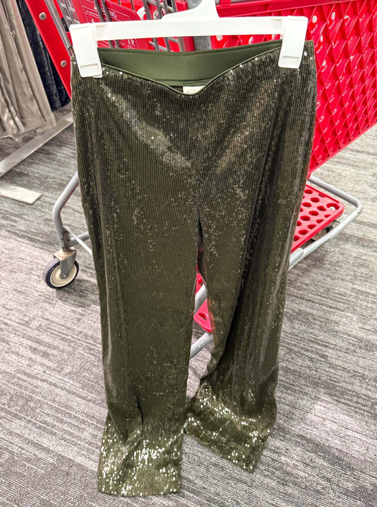 Fun sequin pants 

#LTKMidsize #LTKHoliday #LTKPlusSize