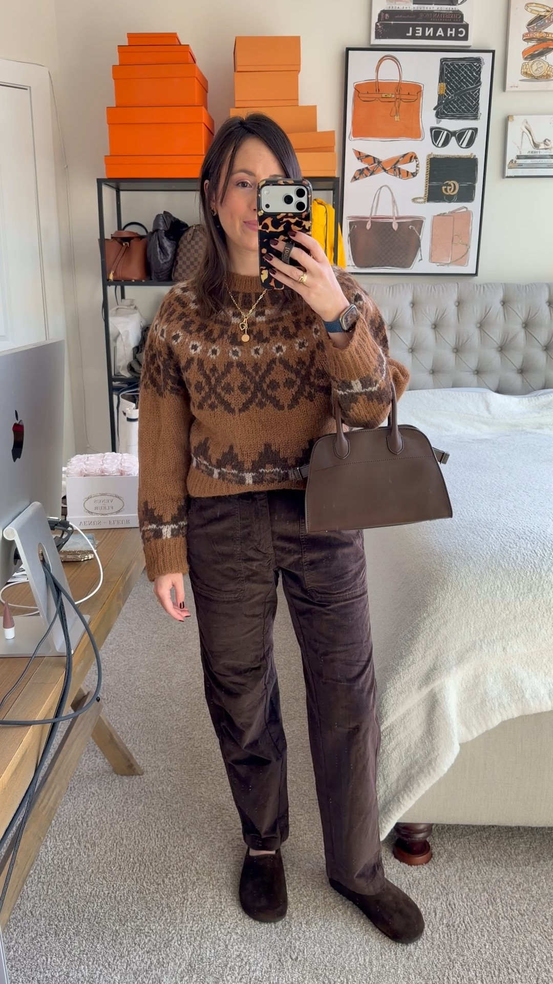 Chocolate brown fall outfit 🤎 obsessed with this fair isle sweater and corduroy combo! Also these mules are soooo good.



#LTKootd #LTKHoliday #LTKFindsUnder100