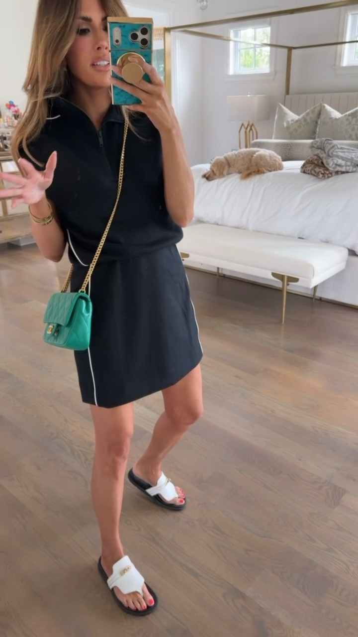 This NSALE dress is so so flattering!! This is for sure a must have! Wearing a small! 


Nordstrom Sale, NSALE, Nordstrom home, Nordstrom jewelry, Nordstrom beauty, Nordstrom sunglasses, Nordstrom fashion, Nordstrom tops, Nordstrom jeans, Nordstrom finds, Nordstrom Sale finds, Emily Gemma

#LTKActive #LTKSaleAlert #LTKTravel