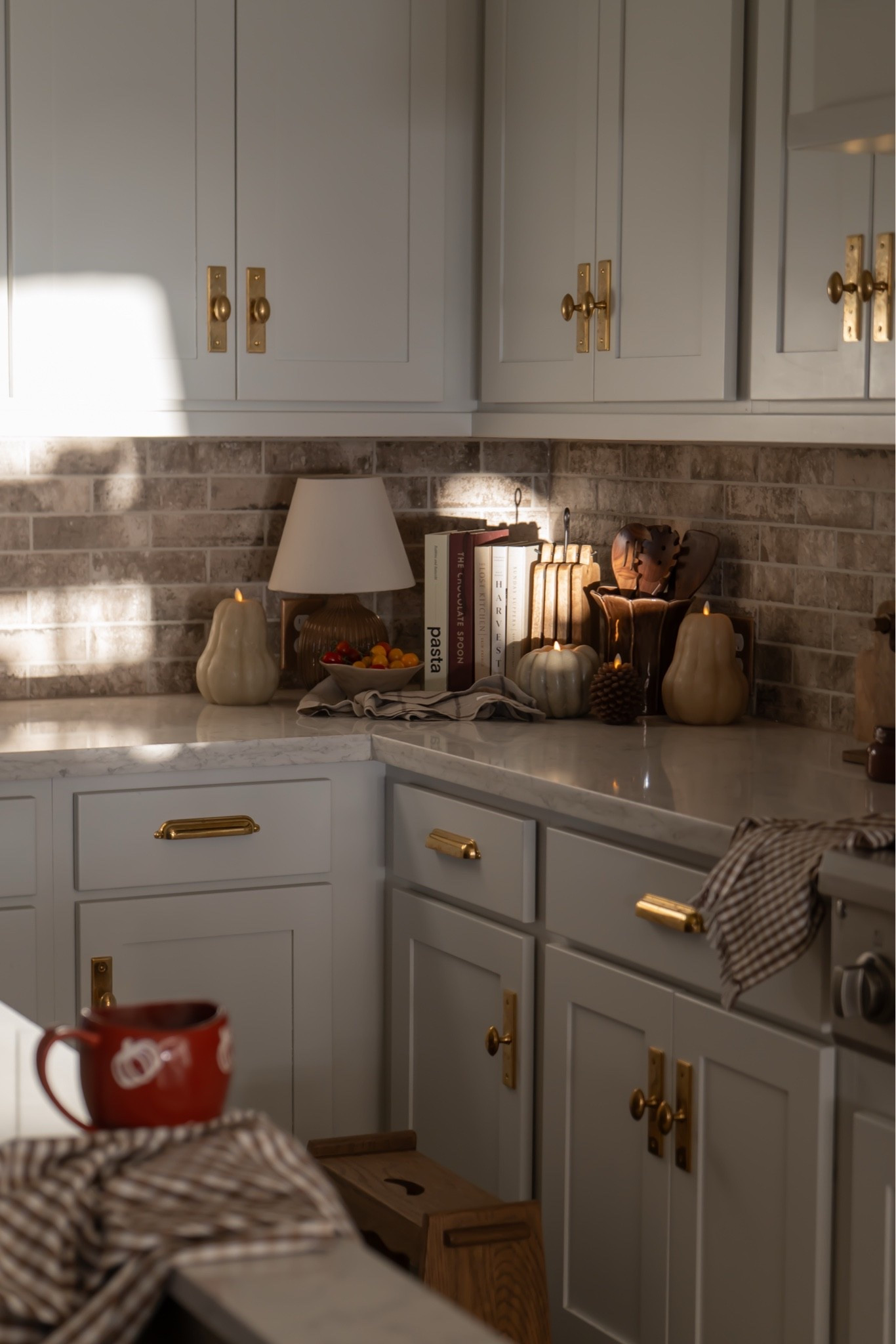 My favorite little kitchen corner 🍂

#LTKHome #LTKstorytime #LTKSeasonal