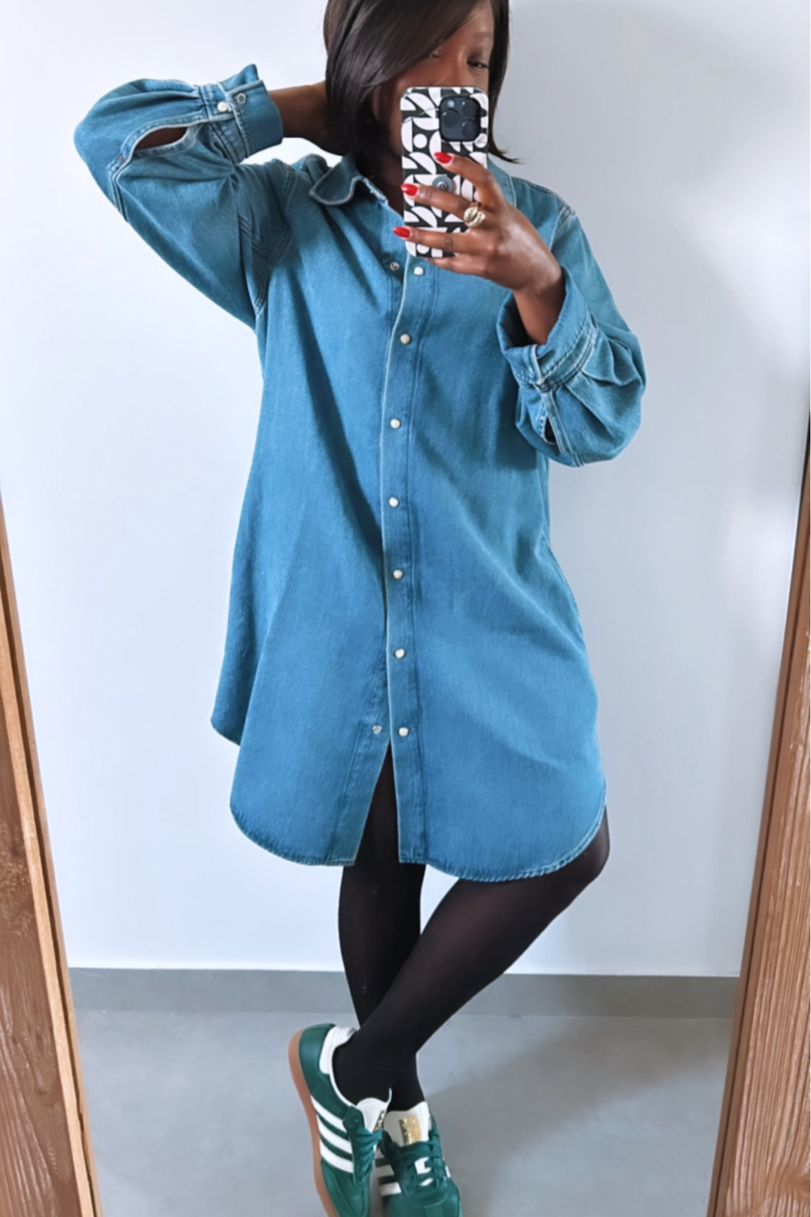 Denim Dress et Samba
#springoutfit
#parisianstyle


#LTKworkwear #LTKSeasonal #LTKeurope