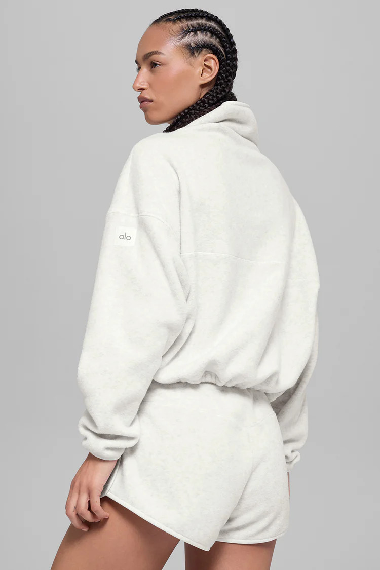 Polar Fleece Retreat Cover Up | Alo Yoga (US)