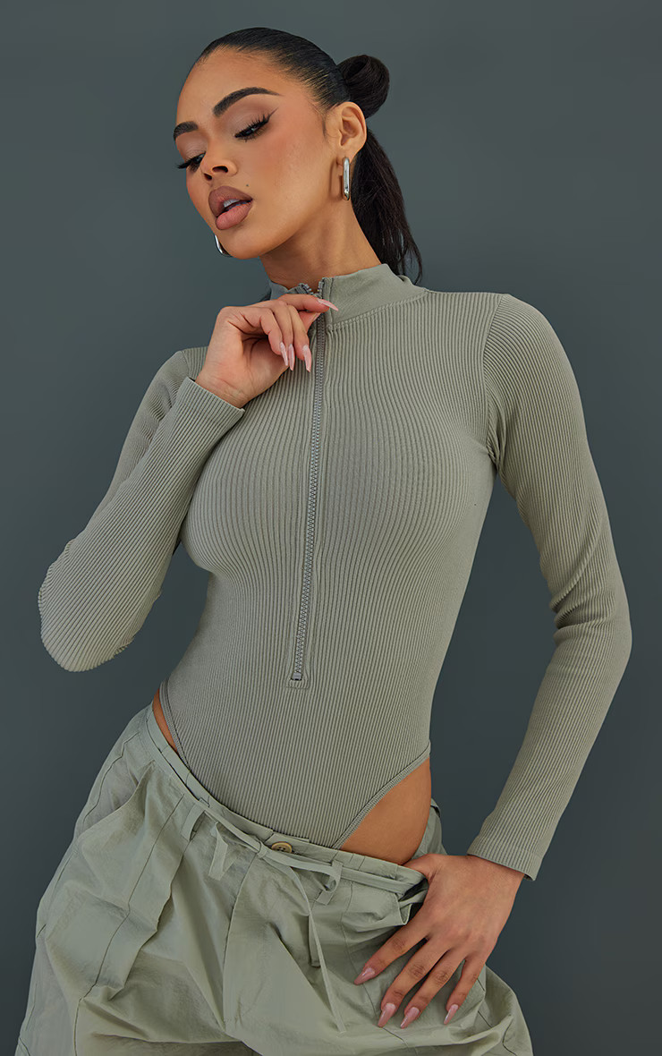 Moss Grey Contour Rib Zip Up Long Sleeve Bodysuit | PrettyLittleThing US