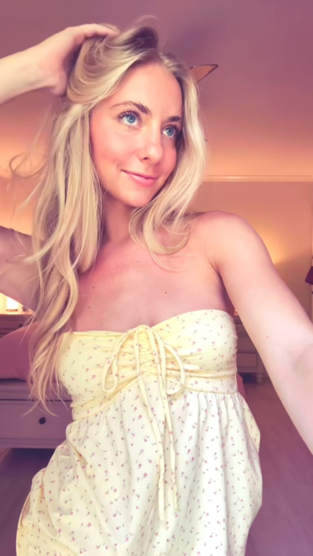 yellow strapless babydoll top with pink little flowers 💝 
#CuteTops #TrendyTops #OOTD #OutfitInspo #EverydayStyle #StyleInspo #FashionFinds #AffordableFashion
