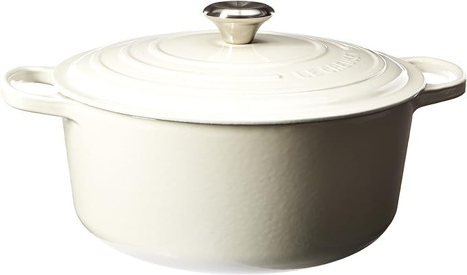Le Creuset Enameled Cast Iron Signature Round Dutch Oven, 7.25 qt., White | Amazon (US)