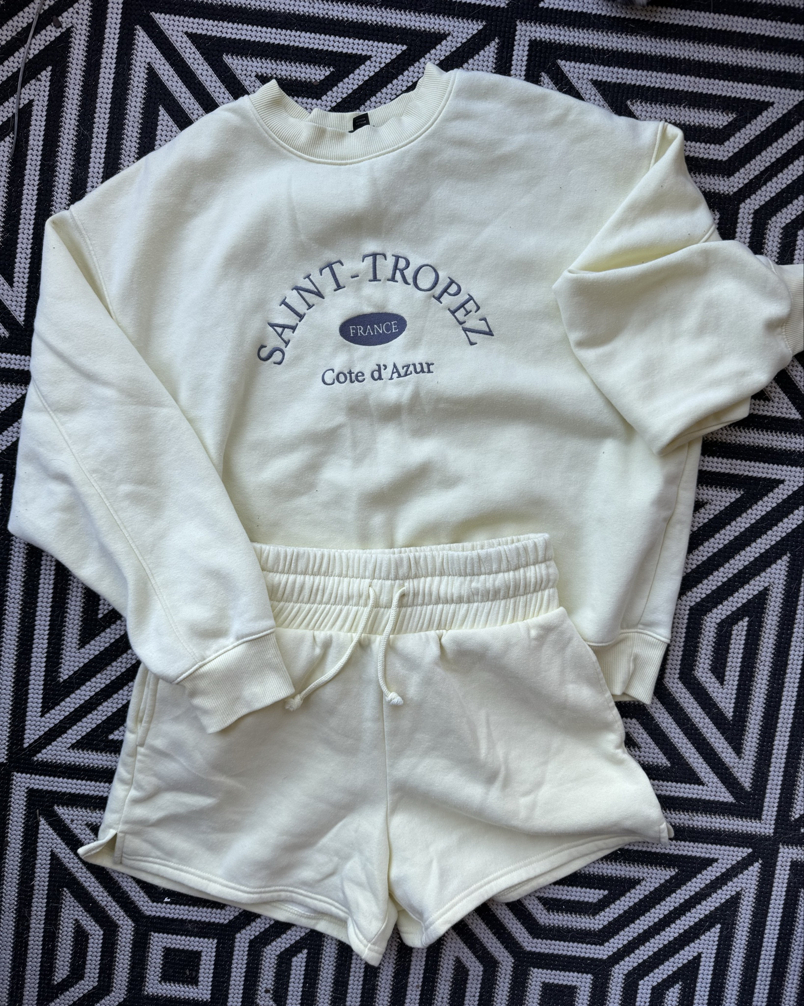 Get ready for Target Circle week starting April 7th. This is a lounge set I got for my camping trip last week. It’s so so soft and I love that it has matching shorts (sold separately). #pajamas #comfort #sweats #pullover

#LTKxTarget #LTKtravel #LTKstyletip