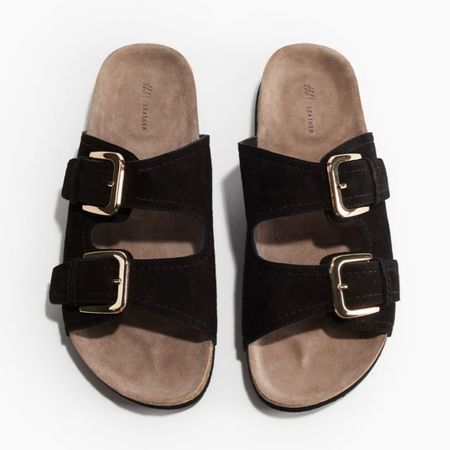 Taupe suede foot Ben sandals - Birkenstock look for less 

#LTKstyletip #LTKshoecrush #LTKfindsunder100