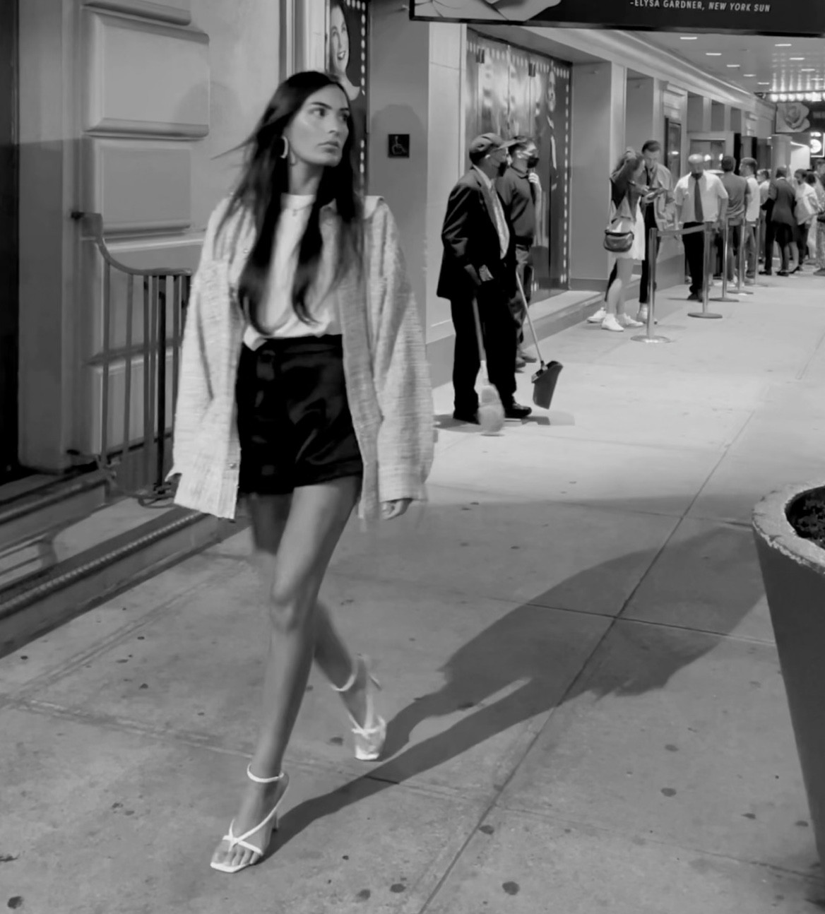 Casual New York Outfit featuring tweed shacket and leather handbag

#LTKtravel #LTKSeasonal