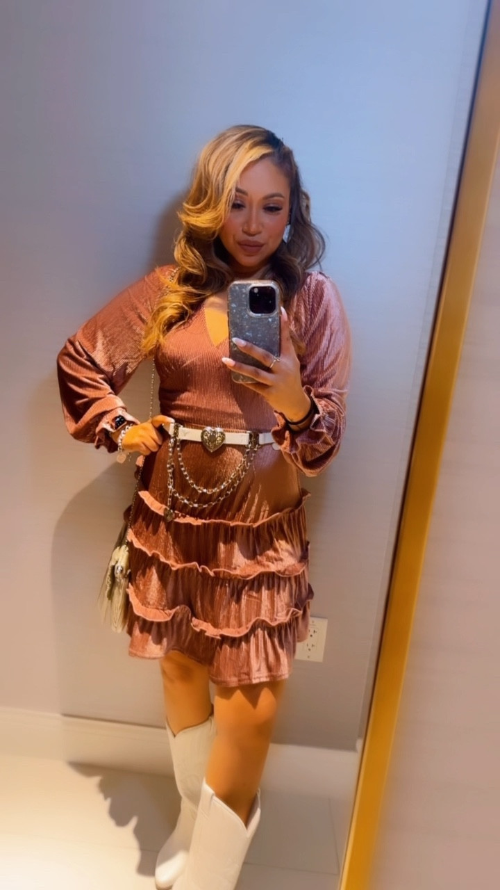 Spice up your LTK with Vegas Nights with Texas Flare! 🌟 Unleash the country vibes at the Hold’em table. Check out my LTK for more Texas-inspired looks! 🤠🃏 #LTK #VegasNights #CountryStyle

#LTKstyletip #LTKSpringSale #LTKparties