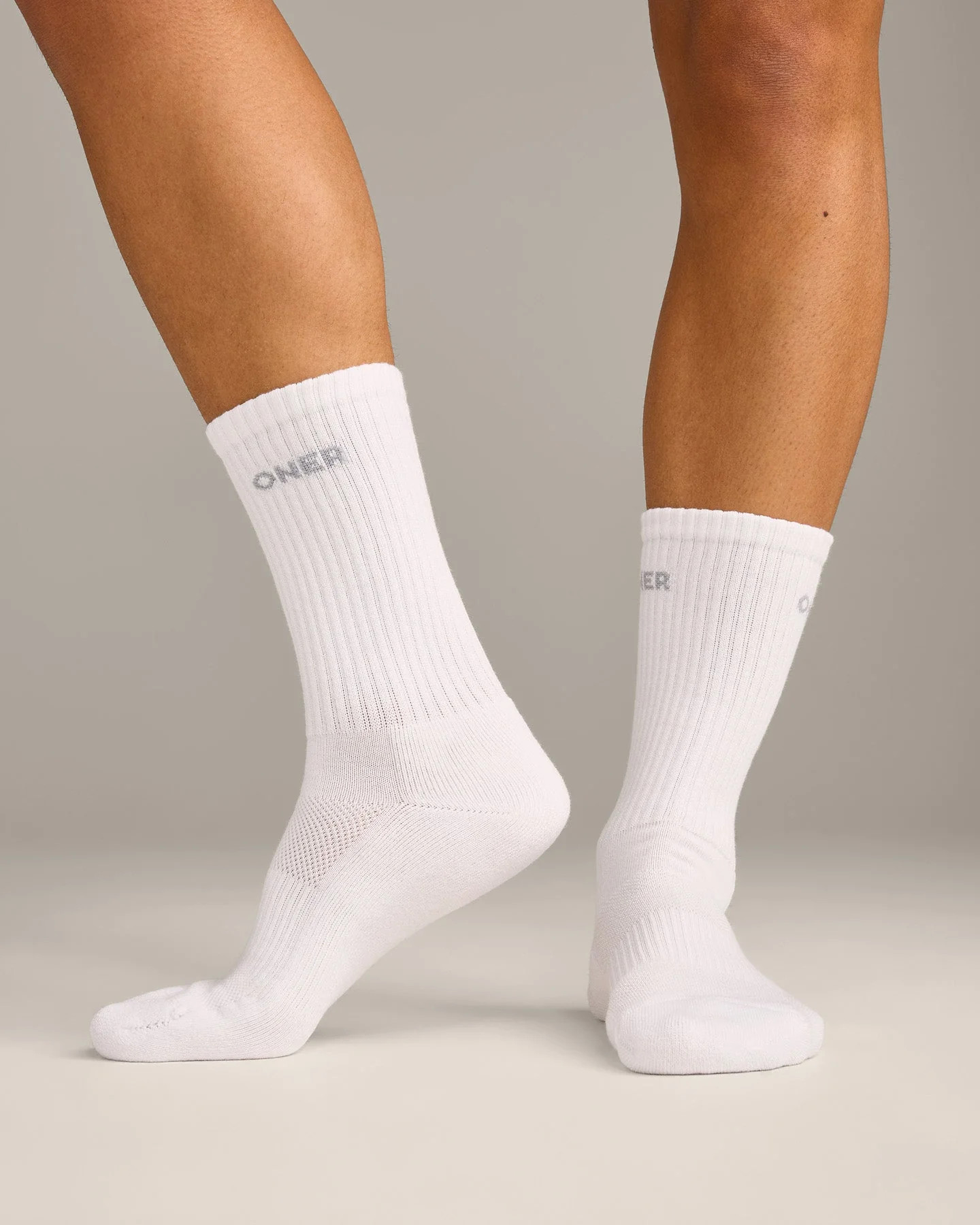 Oner Long Crew Socks 1 Pack 
 White | Oner Active (UK / US)
