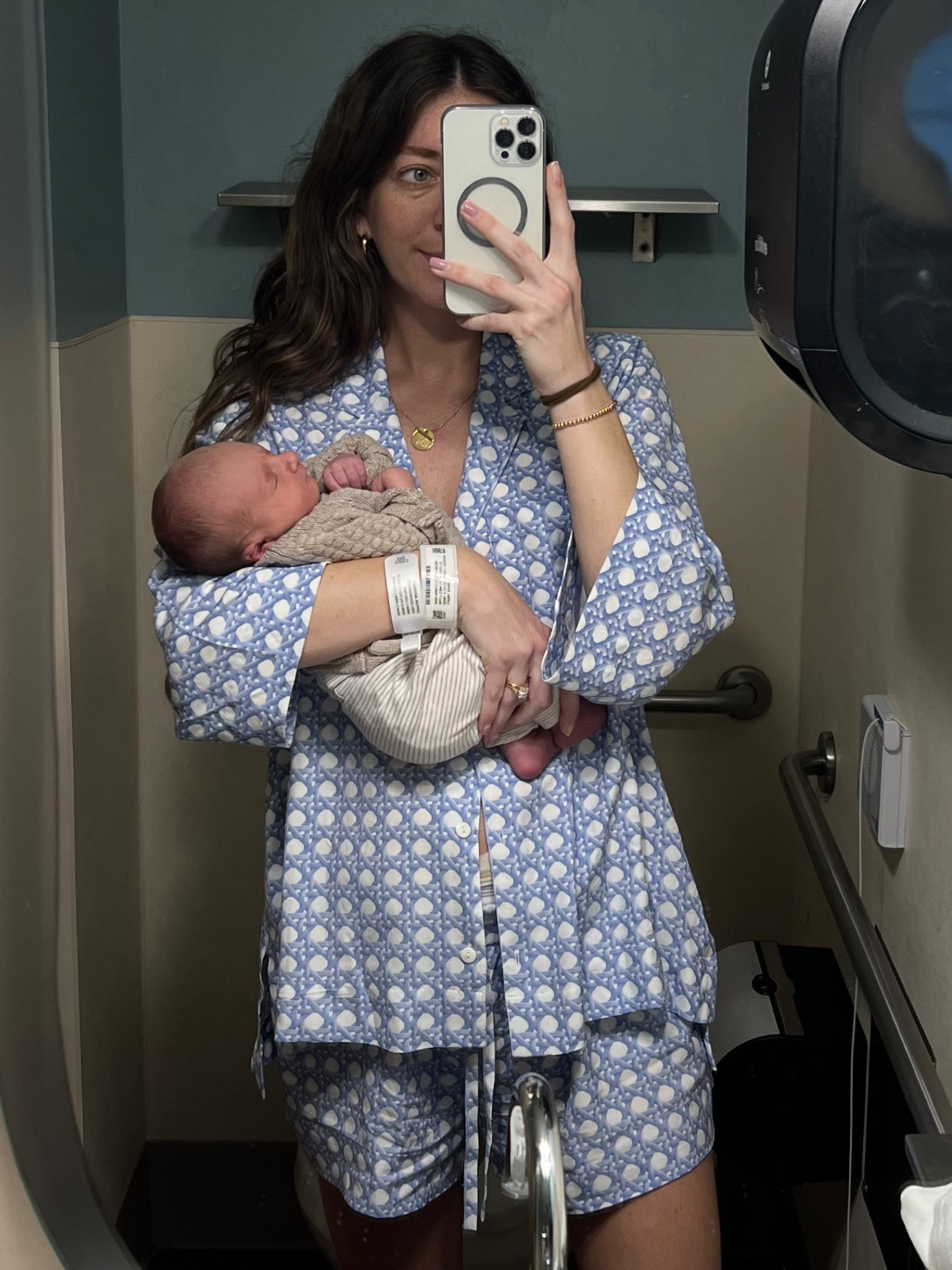 immediate postpartum pjs 💙 a must! Perfect comfy set for spring. Sized up one for a little extra room 

#LTKFindsUnder100 #LTKBump #LTKSeasonal