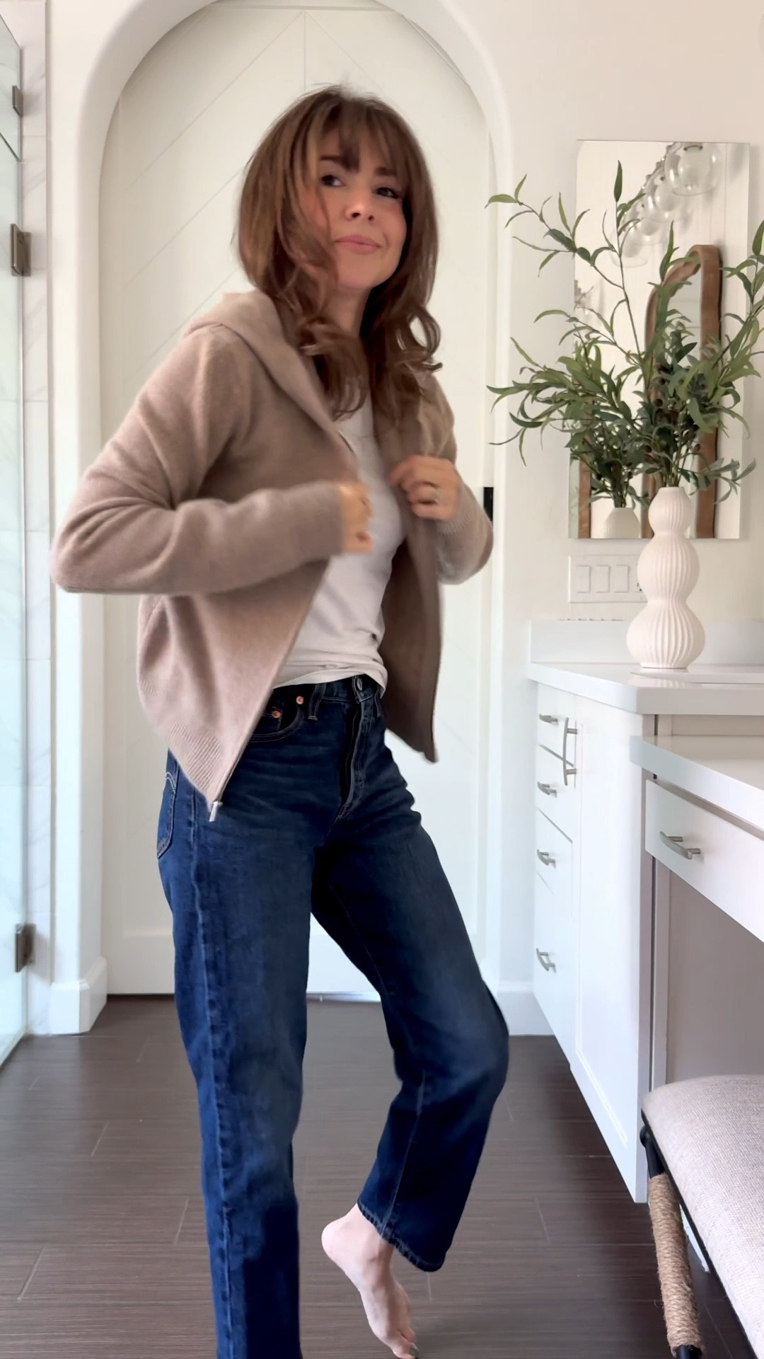 Fall cashmere favorites 🍂
Cozy, timeless, and perfectly petite-friendly — the kind of pieces you’ll wear year after year.
Linked my go-to zip-up, denim, and square-toe flats for effortless fall layering.

Zip cashmere small 
Jeans 25


#LTKStyleTip #LTKSeasonal #LTKPetite