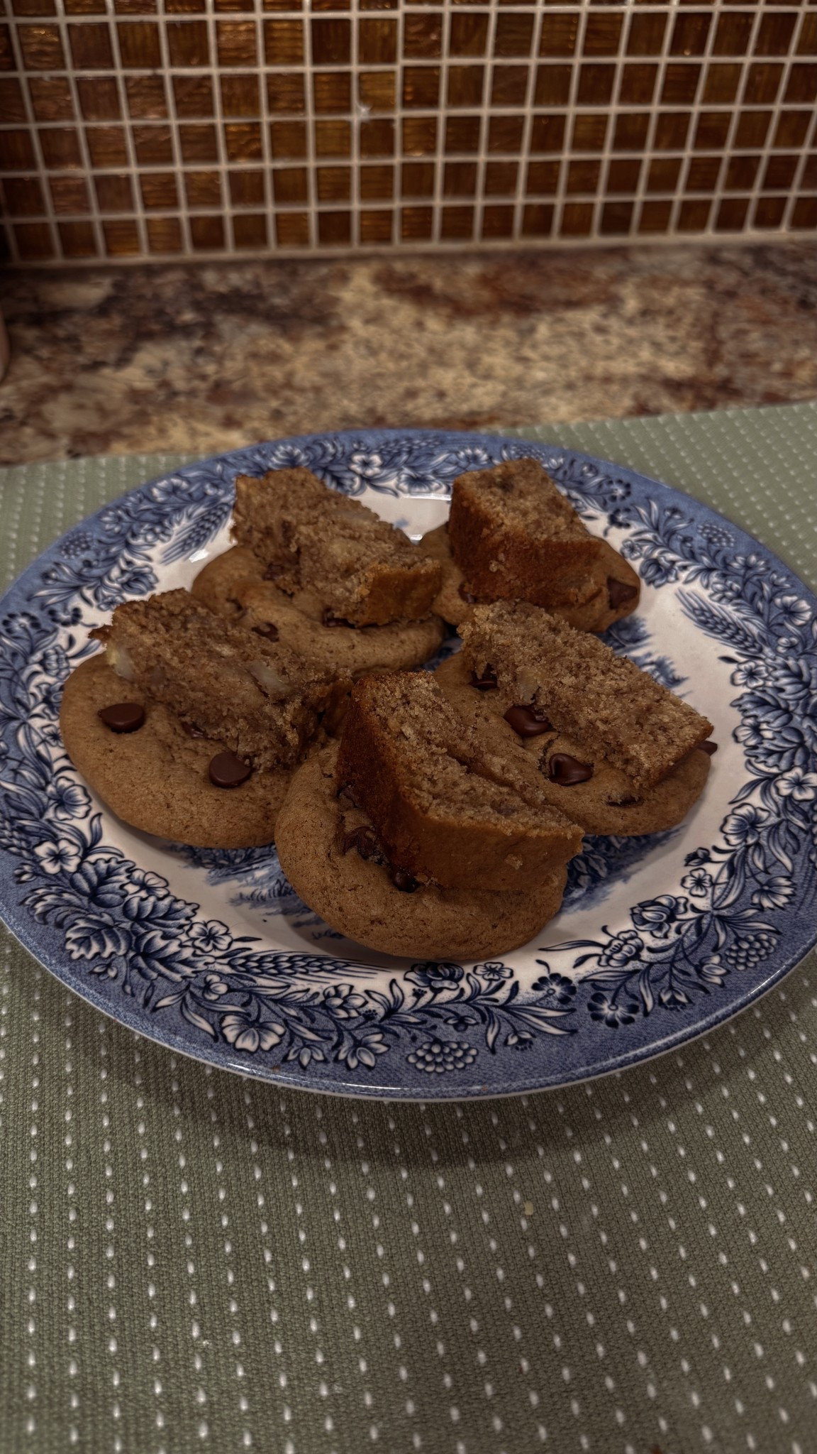Banana bread cookies

#LTKHome #LTKFindsUnder50 #LTKfoodie
