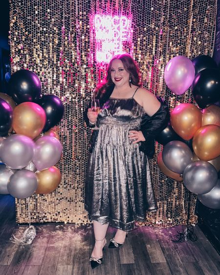I found the absolute perfect outfit for New Year’s Eve! I love everything about it… but I’m obsessed with these heels (and they’re also available as flats)! 🥂
#newyearseve #affordablefashion #affordableoutfits #ltkcurve #ltkcurves #sparklyshoes #holidayoutfit 

#LTKHoliday #LTKstyletip #LTKshoecrush
