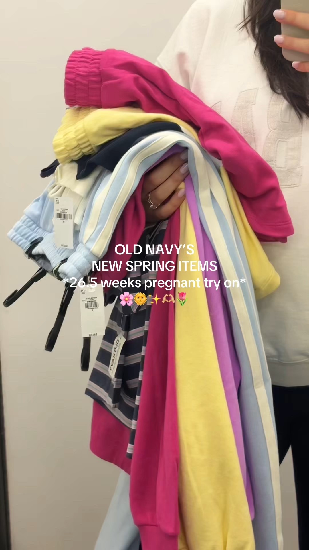 Old navy spring finds 🫶🏼✨💫

#LTKootd #LTKSaleAlert #LTKmomlife