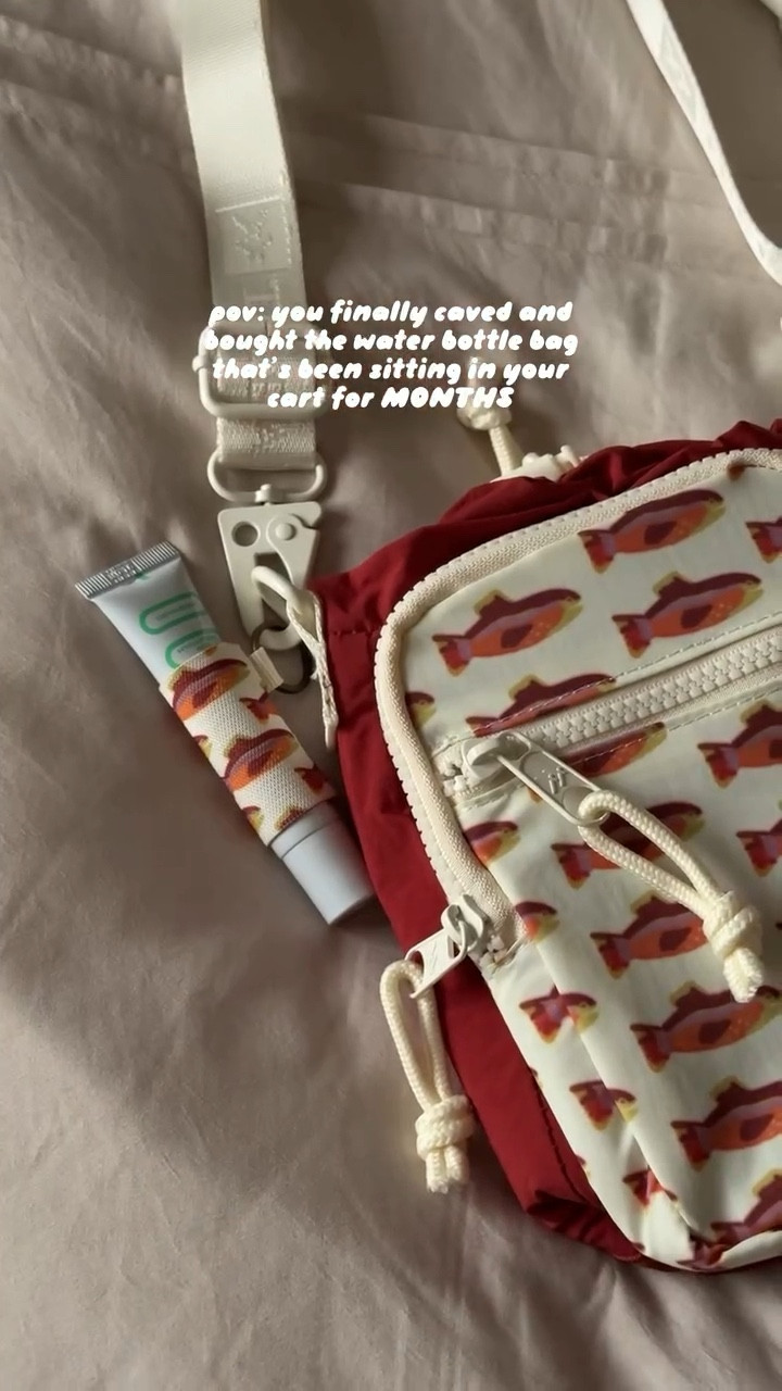 now I need the entire trout collection bc… obsessed isn’t even the word. fun fact: fishing has been one of my fav hobbies since I was little so this design feels destiny-coded 🐟✨

👝 bag + lippie holder: @thread_wallets | code: OXMXL
💧 water bottle: @livelarq | up to 30% off w my link in bio

#threadwallets #waterbottlesling #waterbottlebag #troutaesthetic #fishingaesthetic #fishermanaesthetic #troutcore #reelshopping #reelsinstagram #tiktokstyle #aestheticfinds #outdoorstyle #everydaycarry #momfinds #millennialmom #giftideas2025 #musthaves2025 #dailyreels #cozylifestyle #neutralaesthetic #smallbagbigimpact #LARQblackfriday #drinkbrilliantly

#LTKFindsUnder50 #LTKCyberWeek #LTKSaleAlert