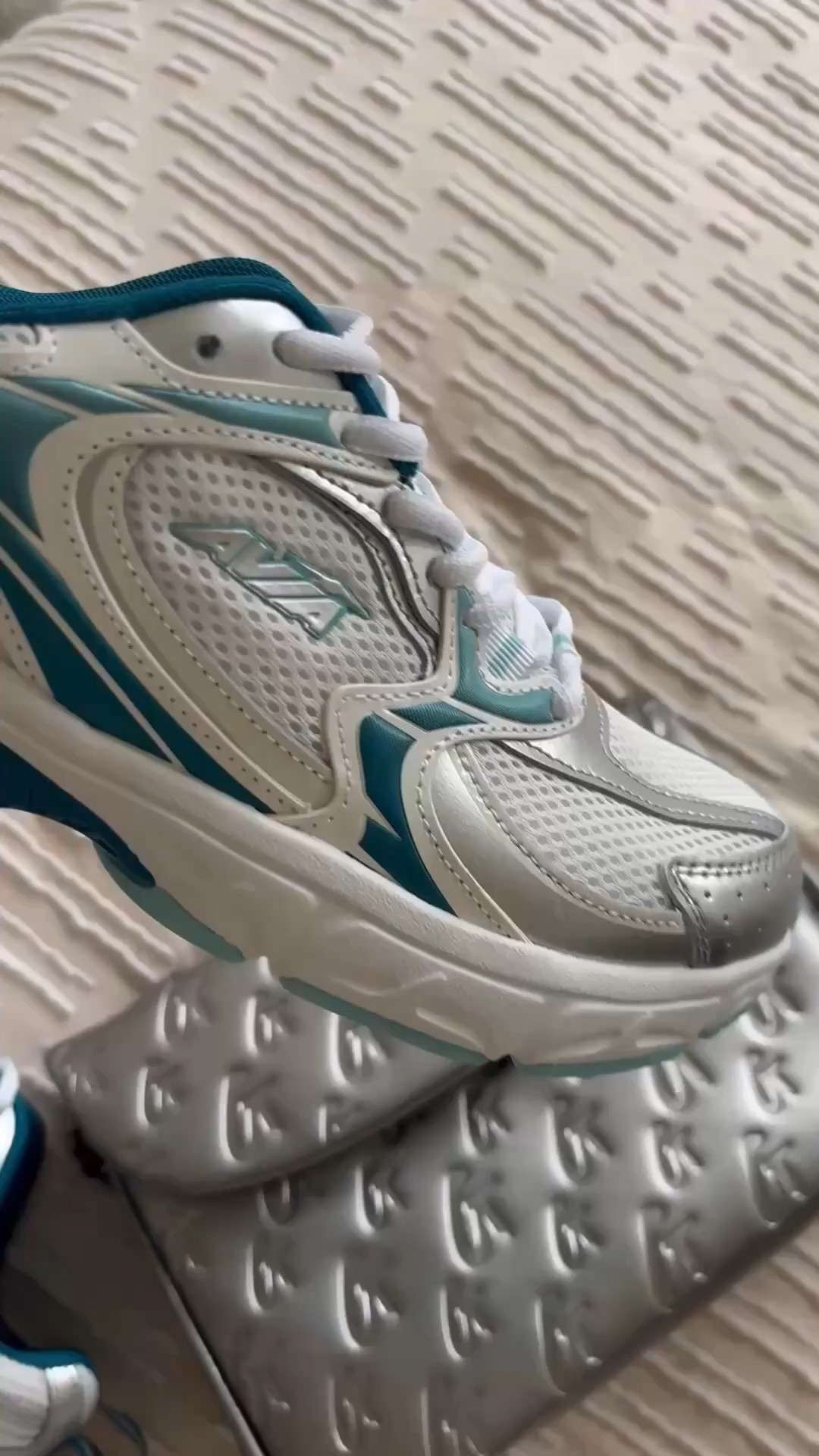 Recent grabs for spring that I’ve been loving.

I’ve been leaning more into affordable luxury pieces lately, and this combo just does it for me. The shoes are such a good everyday option, and this platinum flat bag adds the perfect touch without doing too much.

The purse did sell out (not surprised at all), but it’s restocking soon. So if you’ve been looking for a good everyday bag or a metallic statement piece, this is your sign to save this for later.

I also tagged a few similar platinum and neutral bags, along with other color options in the shoes, so you can still recreate the look.

If you’re into spring fashion, everyday essentials, and pieces that help you feel put together in a simple way… these are good ones.


#LTKootd #LTKActive #LTKSaleAlert