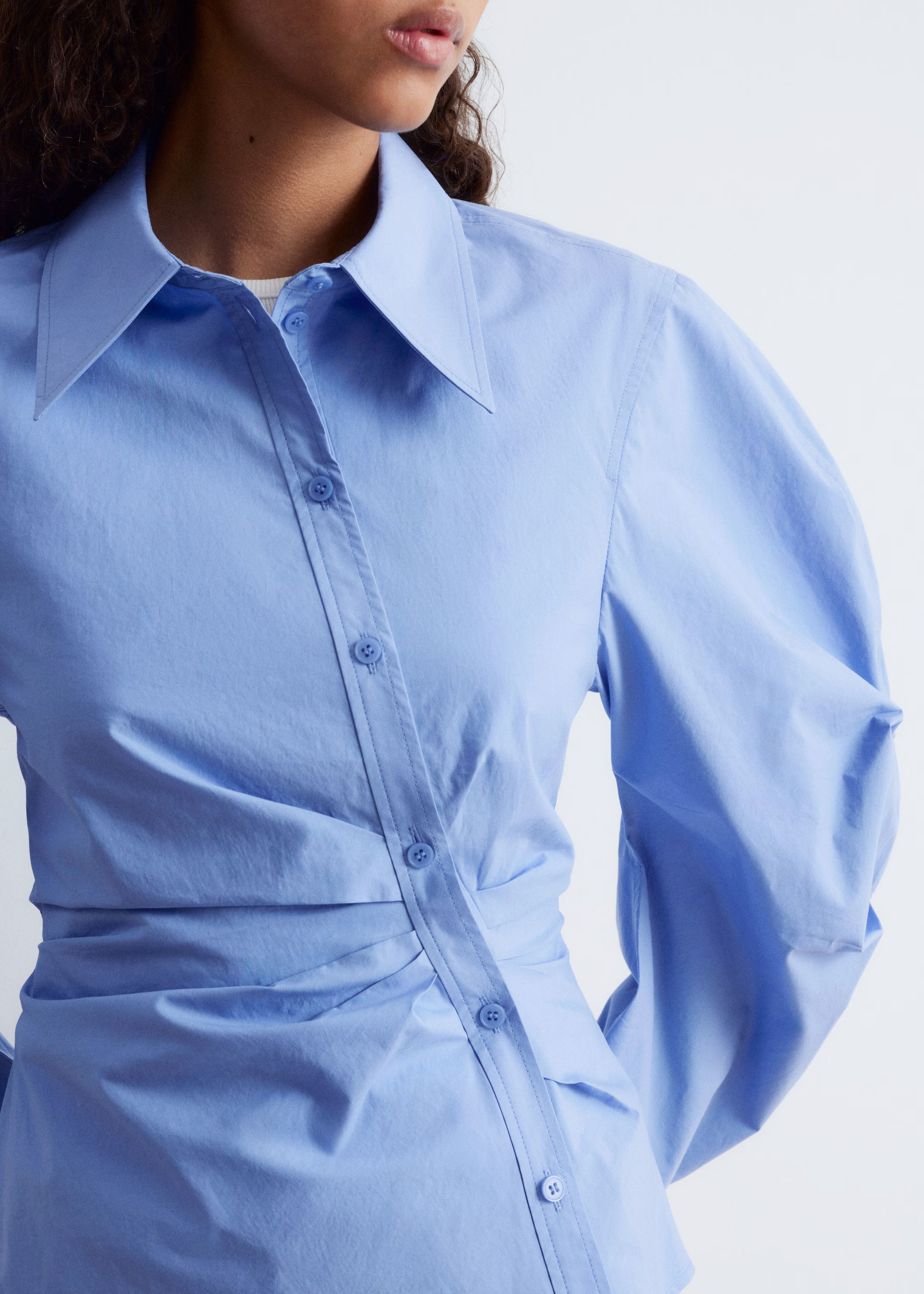 Camisa asimétrica de algodón | H&M (FR, IT, ES, PT, BE)