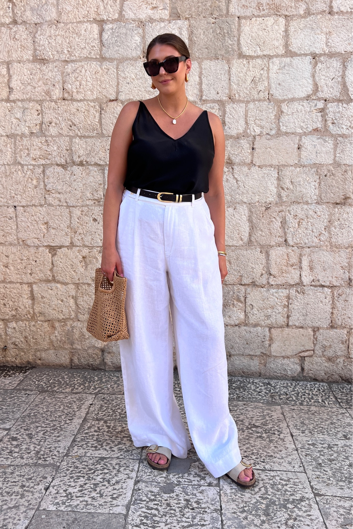 Europe summer outfit idea with wide leg linen pants (from Madewell) linking similar as well below. 


size 10 fashion | size 10 | Tall girl outfit | tall girl fashion | midsize fashion size 10 | midsize | tall fashion | tall women | summer outfits | midsize outfits 

#LTKMidsize #LTKTravel #LTKStyleTip