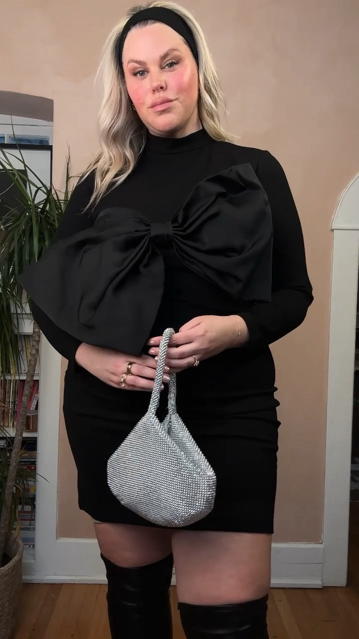 🎀 12 days of holiday outfits 🎀 day 1

#LTKplussize #LTKparties #LTKHoliday