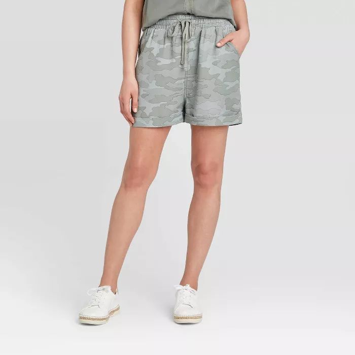 Women's Camo Print Mid-Rise Tie-Front Utility Shorts - Universal Thread™ Green | Target