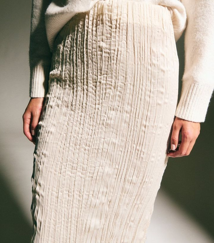 Cream Crinkle Midi Skirt  | New Look | New Look (UK)
